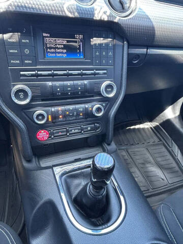2017 Ford Mustang