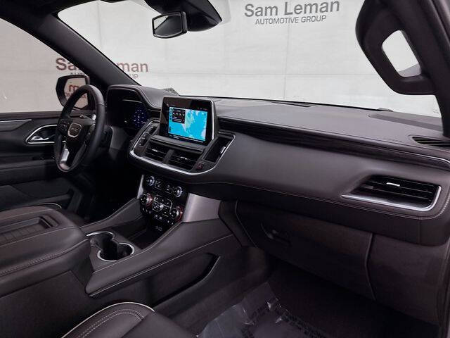 2024 GMC Yukon XL SLT