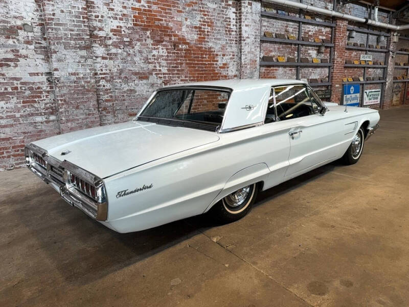 1965 Ford Thunderbird