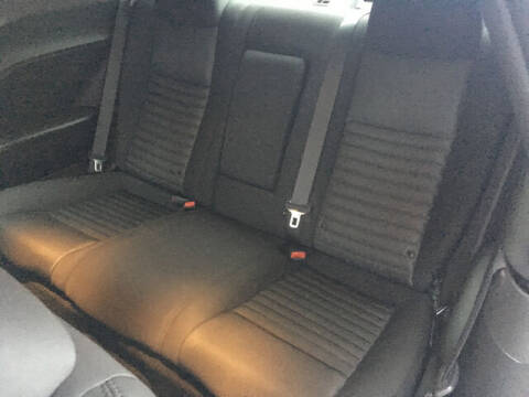 2013 Dodge Challenger SXT