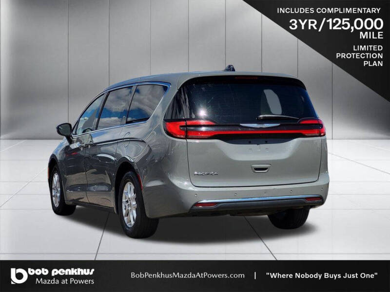 2023 Chrysler Pacifica Touring L