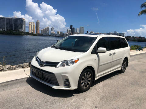 2018 Toyota Sienna for sale at CARSTRADA in Hollywood FL