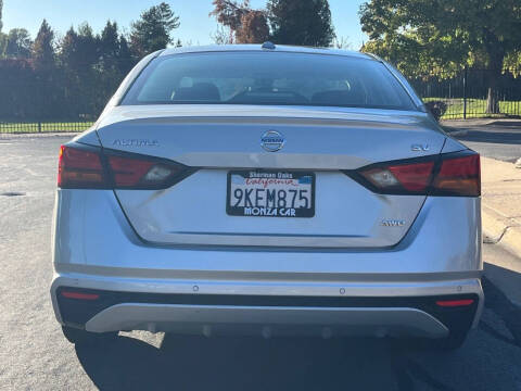 2022 Nissan Altima 2.5 SV