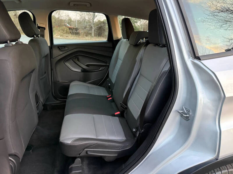 2019 Ford Escape S