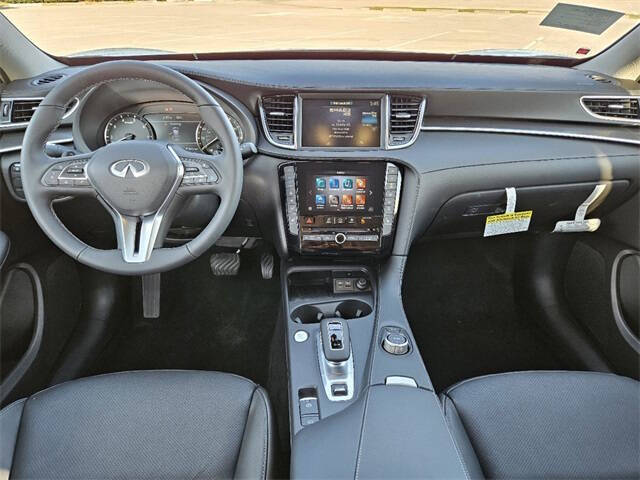 2025 Infiniti QX50 Luxe