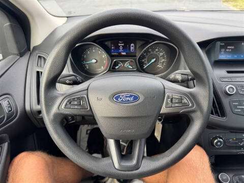 2017 Ford Focus S
