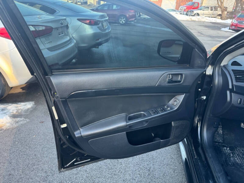 2016 Mitsubishi Lancer ES