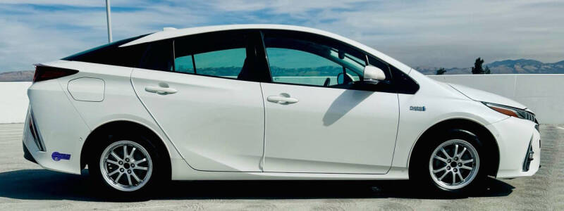 2019 Toyota Prius Prime Plus