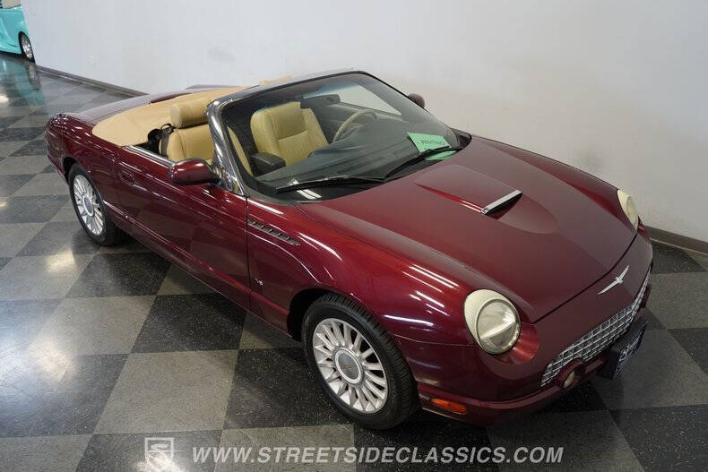 2004 Ford Thunderbird Deluxe