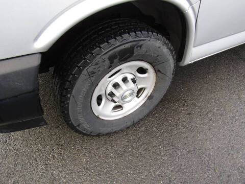 2022 Chevrolet Express 2500