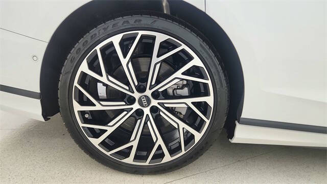 2022 Audi A8 L quattro 55 TFSI