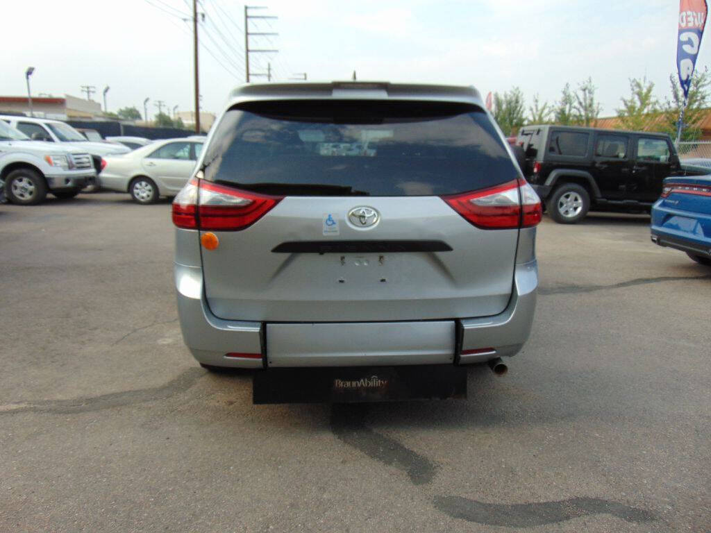 2020 Toyota Sienna for sale at Avalanche Auto Sales in Denver, CO