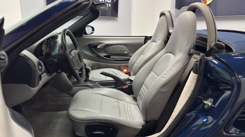 2000 Porsche Boxster