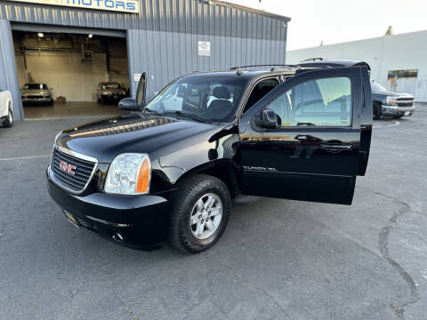 2013 GMC Yukon XL SLE