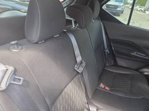 2021 Nissan Kicks S