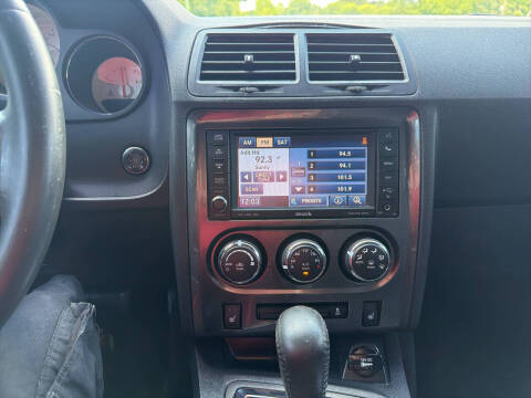 2014 Dodge Challenger SXT