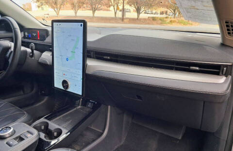 2022 Ford Mustang Mach-E Select