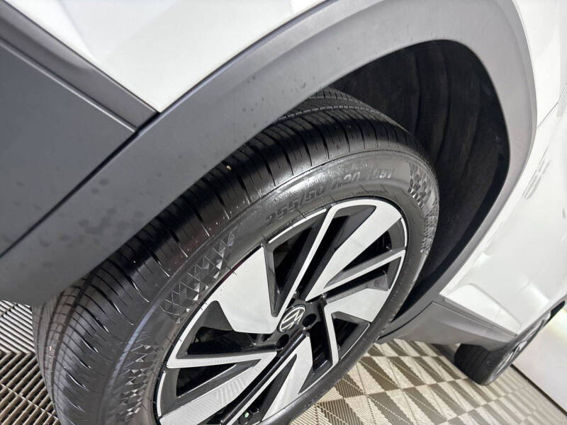 2024 Volkswagen Atlas SE