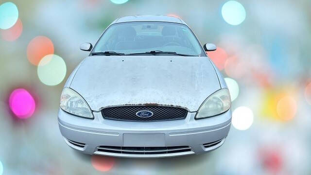 2004 Ford Taurus SES