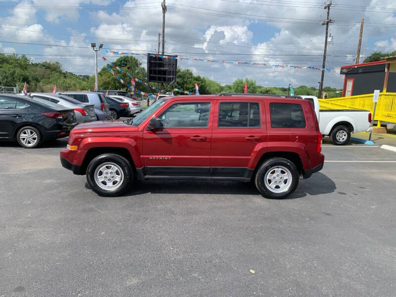 2013 Jeep Patriot Sport photo 6