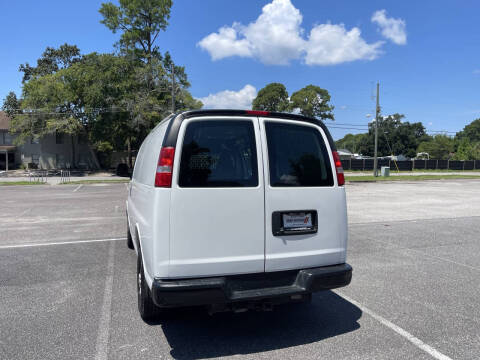 2020 Chevrolet Express 2500