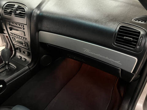 2005 Ford Thunderbird Deluxe