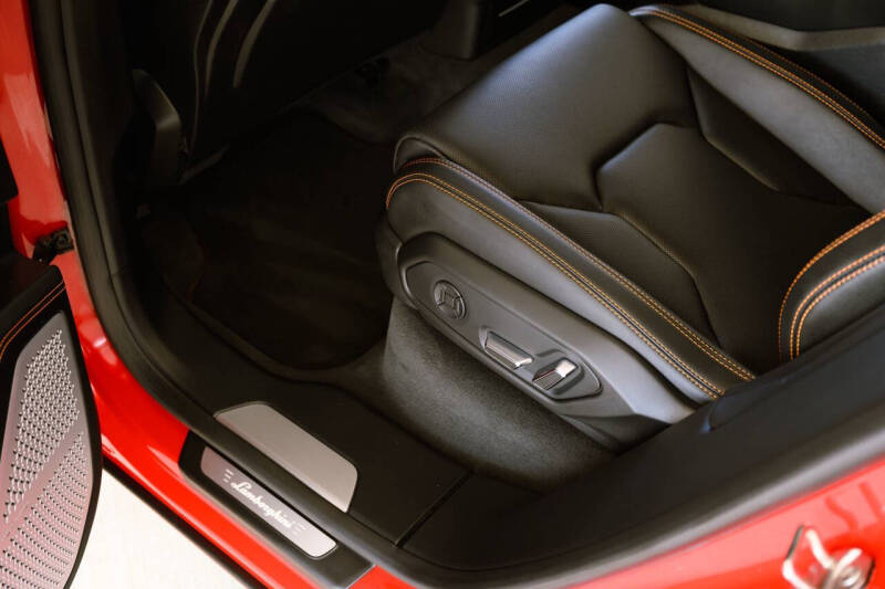 2019 Lamborghini Urus