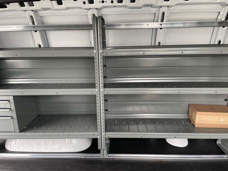 2025 Chevrolet Express 2500