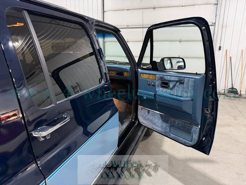 1990 GMC Suburban V1500