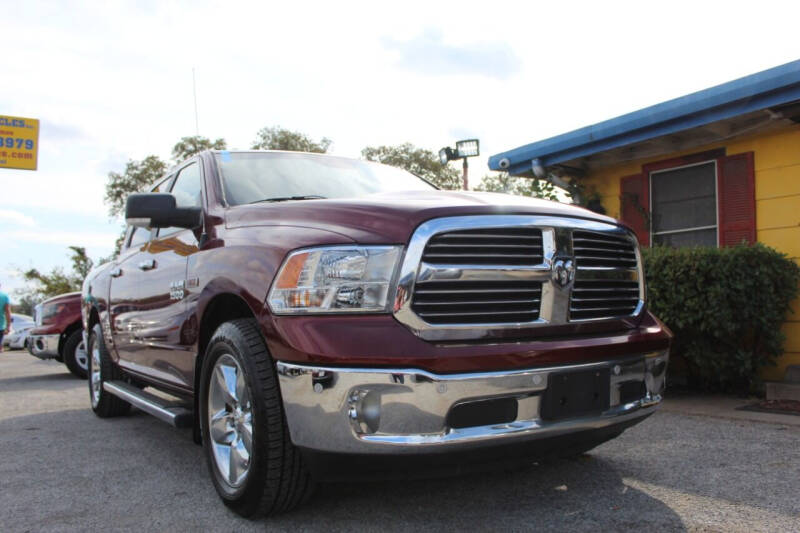 2016 RAM Ram 1500 Pickup Big Horn photo 7