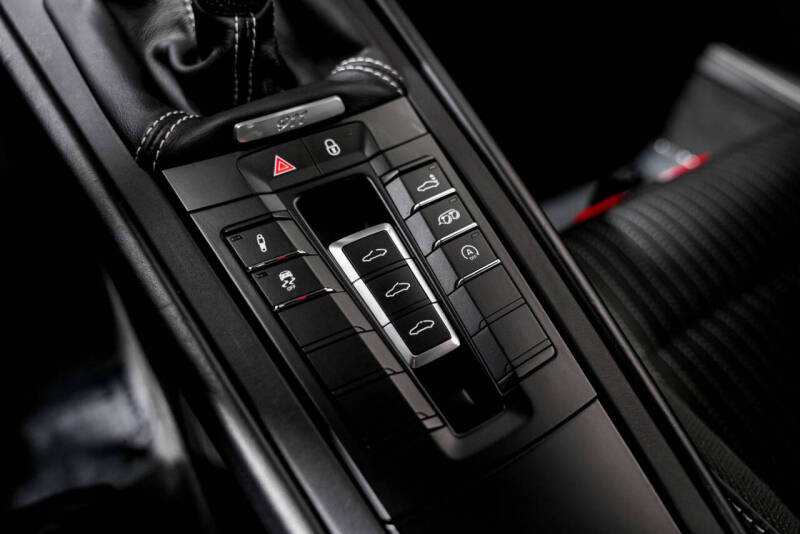 2018 Porsche 911 Carrera T