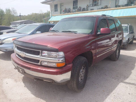 2003 Chevrolet Tahoe for sale at LEE'S USED CARS INC in Ashland KY