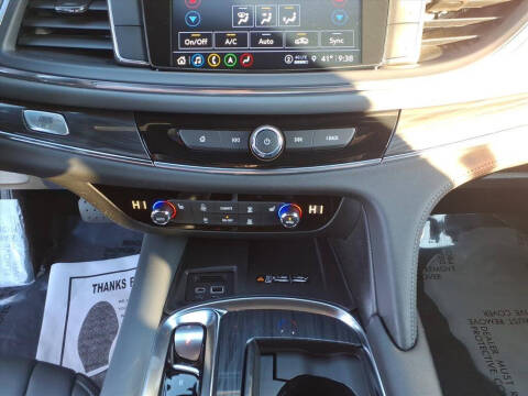 2024 Buick Enclave Essence