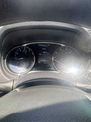 2016 Nissan Rogue S
