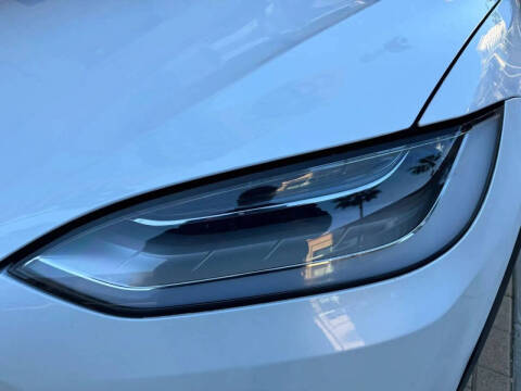 2021 Tesla Model X Long Range Plus