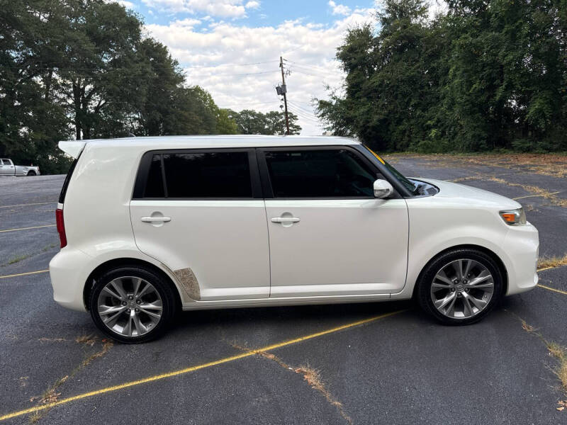 2014 Scion xB null photo 7