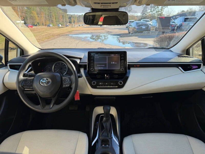 2020 Toyota Corolla LE