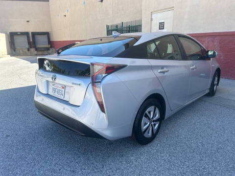 2018 Toyota Prius Two