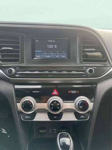 2019 Hyundai Elantra