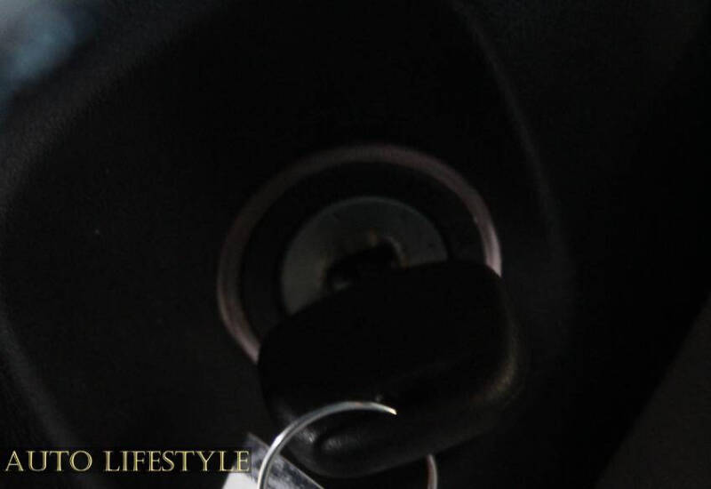 2013 Toyota Sienna SE 8-Passenger