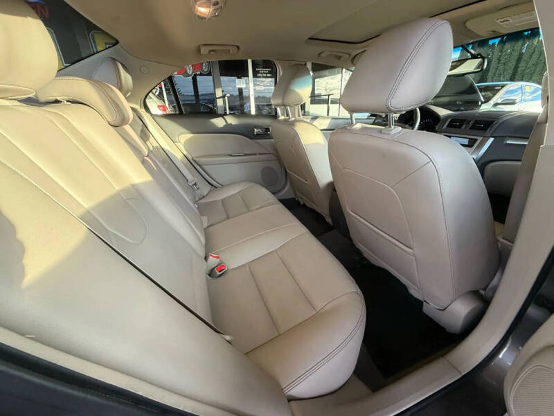 2011 Ford Fusion SEL