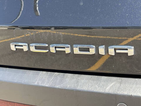 2023 GMC Acadia SLT