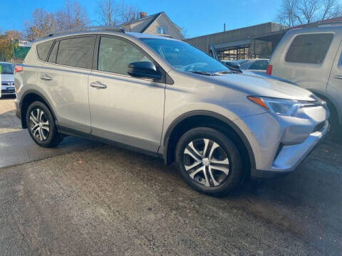 2018 Toyota RAV4 for sale at Drive Deleon in Yonkers NY