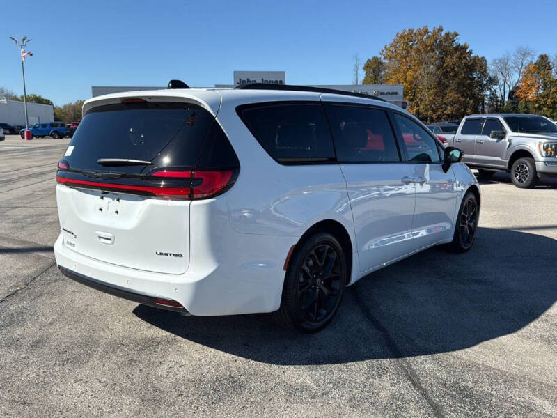 2026 Chrysler Pacifica Limited