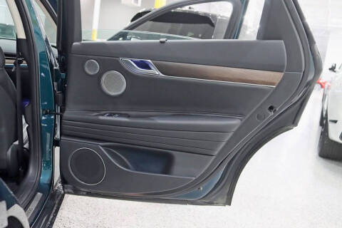 2023 Genesis Electrified G80