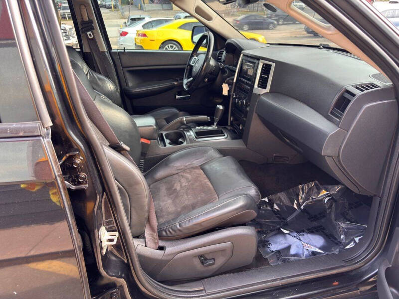 2009 Jeep Grand Cherokee SRT8