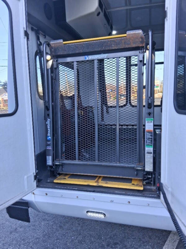 2017 Chevrolet Express 3500