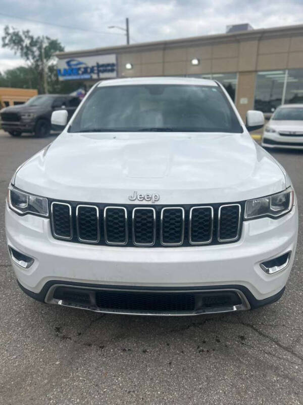 2017 Jeep Grand Cherokee Laredo E