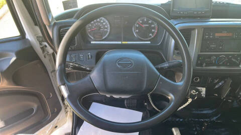 2015 Hino 268