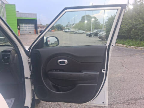 2018 Kia Soul +